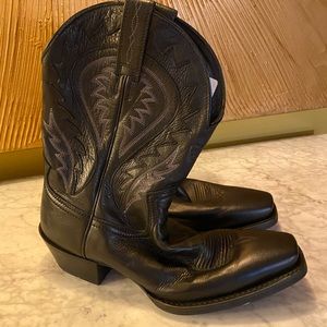 ariat western boots